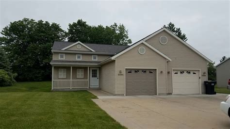 Kentwood Property Records (Michigan) .